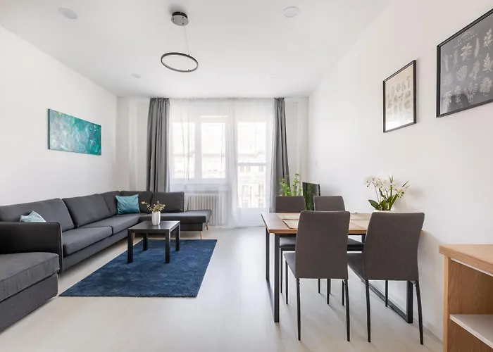 Gde Rakoczi 27 Apartmant
